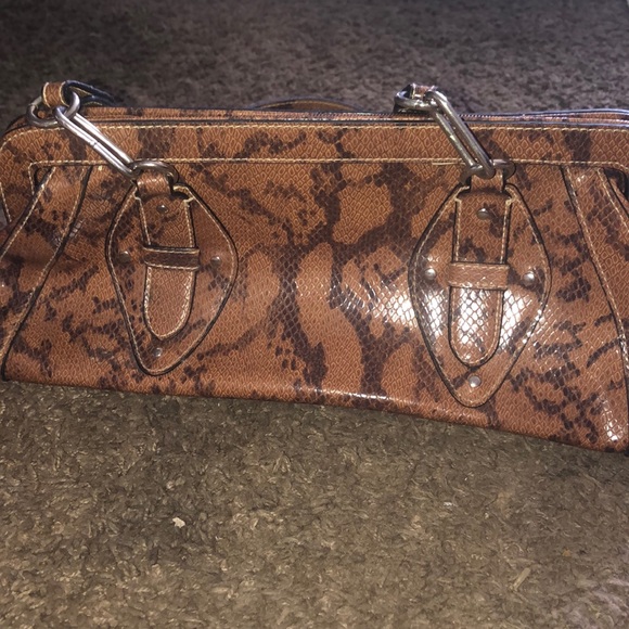 Purses - Picture 3 of 8